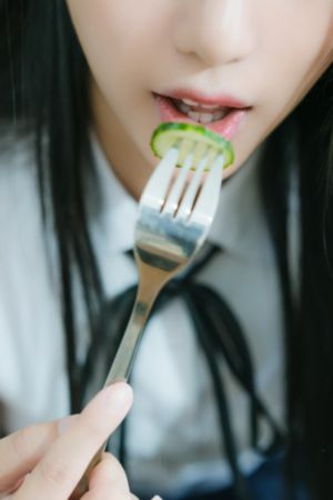 迷你小洞第一季免费观看完整_午夜激情福利视频