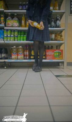 草莓绿巨人_超清电影完整版在线观看
