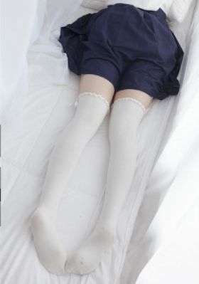 年轻的妈妈理论片_720在线观看